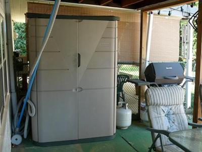 Rubbermaid Large Vertical storage shed 52 cu ft.