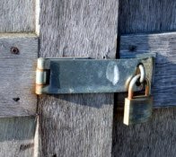 How to make a shed door