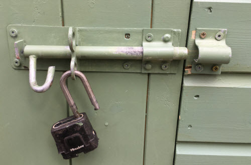 shed door keep