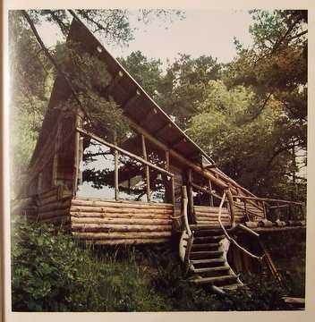 A Review Of Handmade Houses: The Woodbutchers Art - By Art