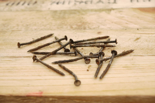 dismantling a pallet