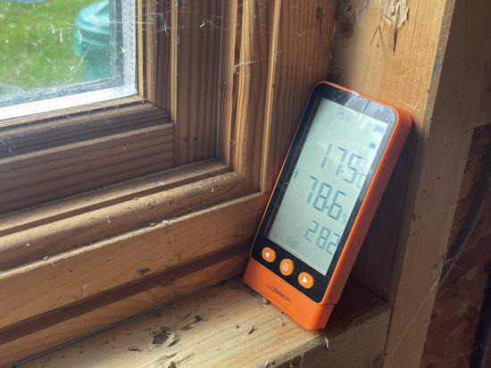 Incorrect placement of humidity sensor