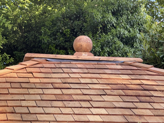 Replacement capping to malvern summerhouse