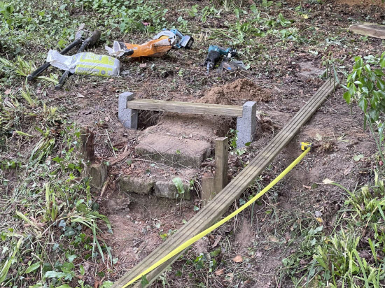 Garden bridge foundation